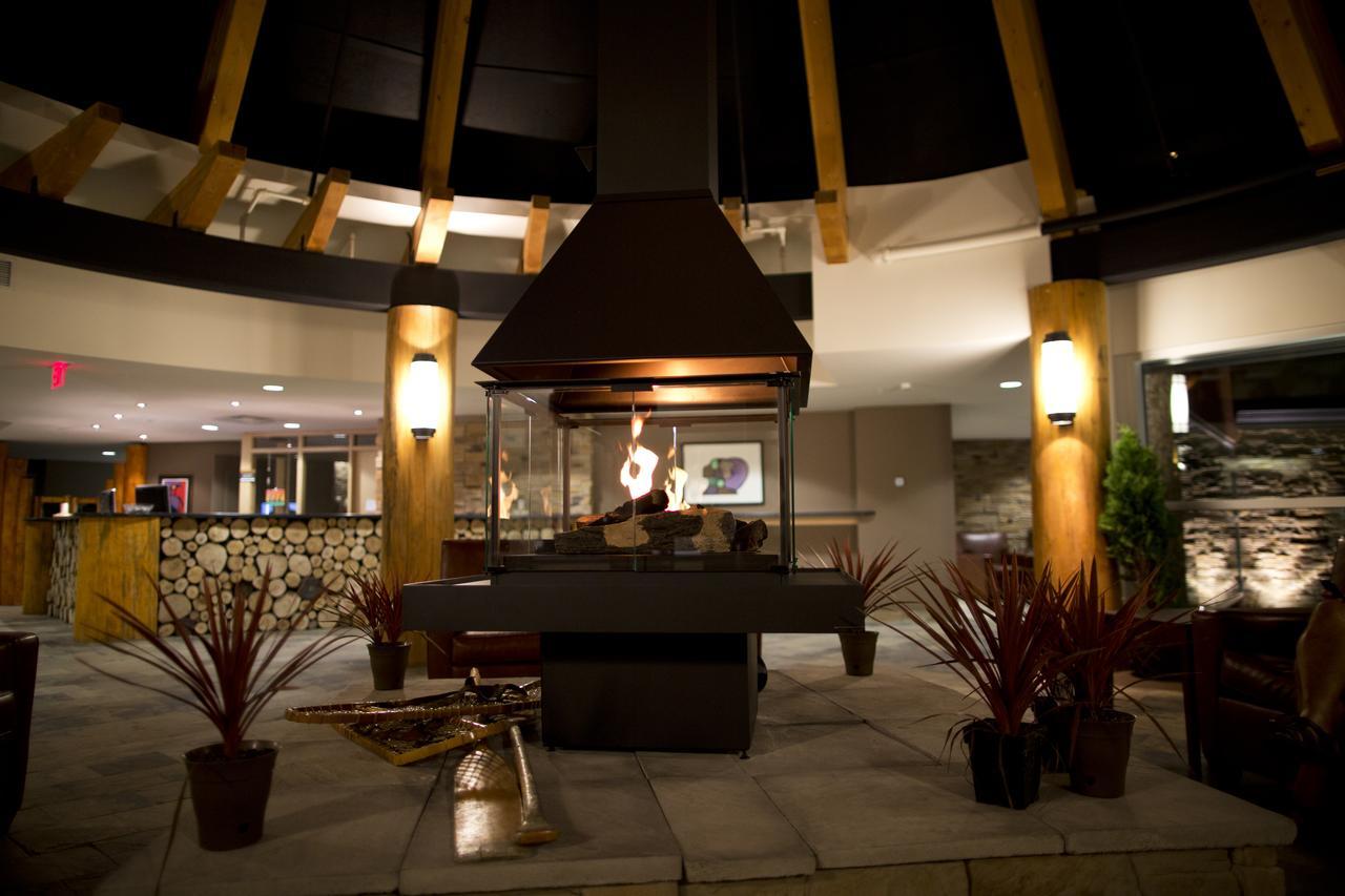 Manitoulin Hotel And Conference Centre Little Current Buitenkant foto